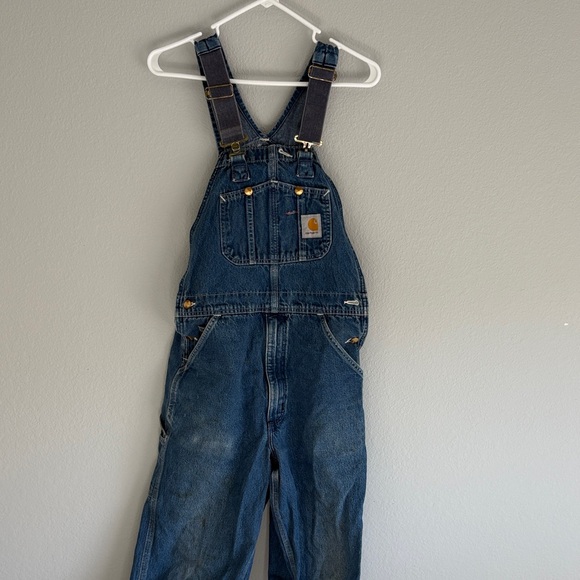 Carhartt Pants - Vintage Carhartt Classic Blue Overall. Super cute and has a nice oversized fit.
